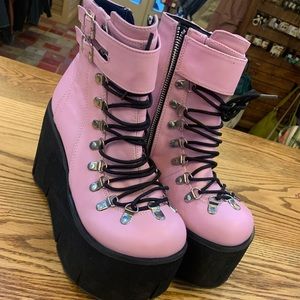 Demonia Kera-21 Platform Lace-up Ankle Boot - Approx size 9